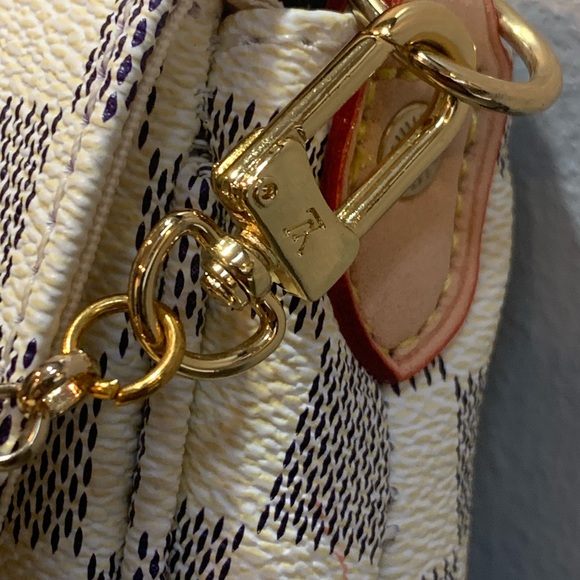 Louis Vuitton Inspired Damier Azur White Gray Clutch - Picture 3 of 11